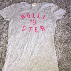 Hollister tshirt